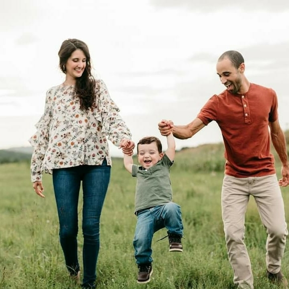 Meet your Posher, Julie - Picture 7 of 8